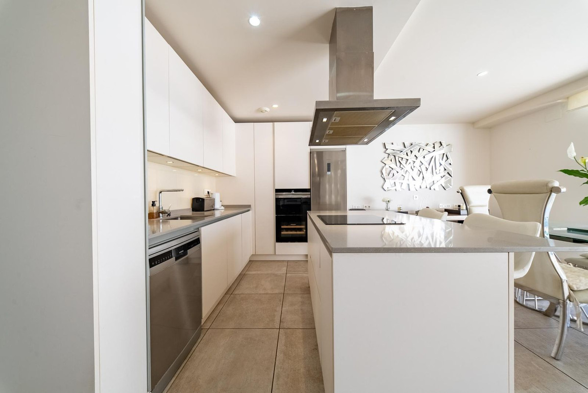 4 Bed Townhouse for sale in La Cala De Mijas Costa Del Sol, Málaga, Spain