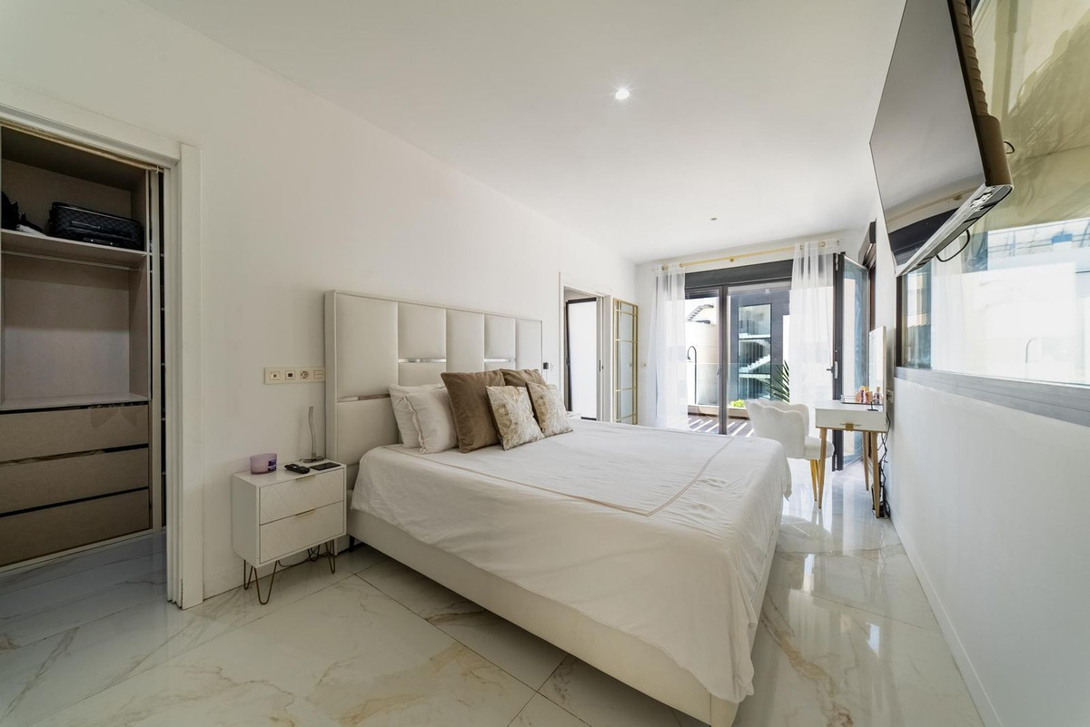 4 Bed Townhouse for sale in La Cala De Mijas Costa Del Sol, Málaga, Spain