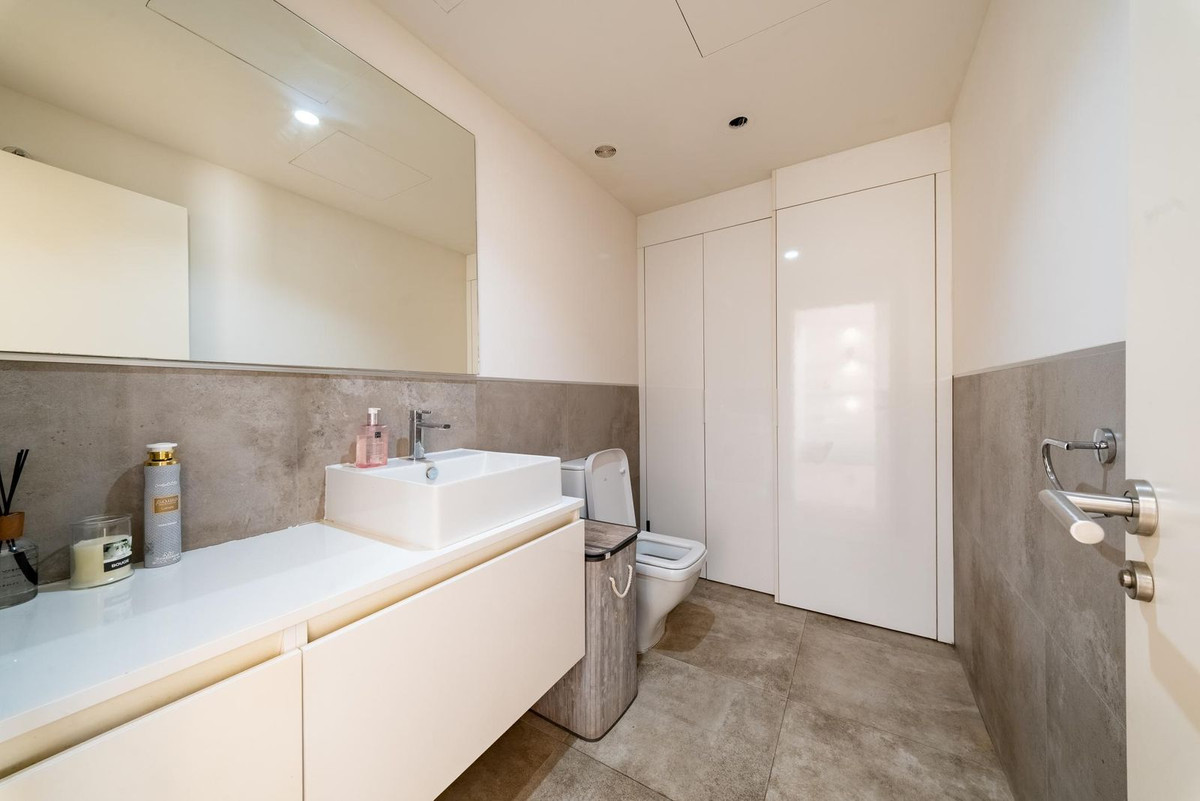 4 Bed Townhouse for sale in La Cala De Mijas Costa Del Sol, Málaga, Spain