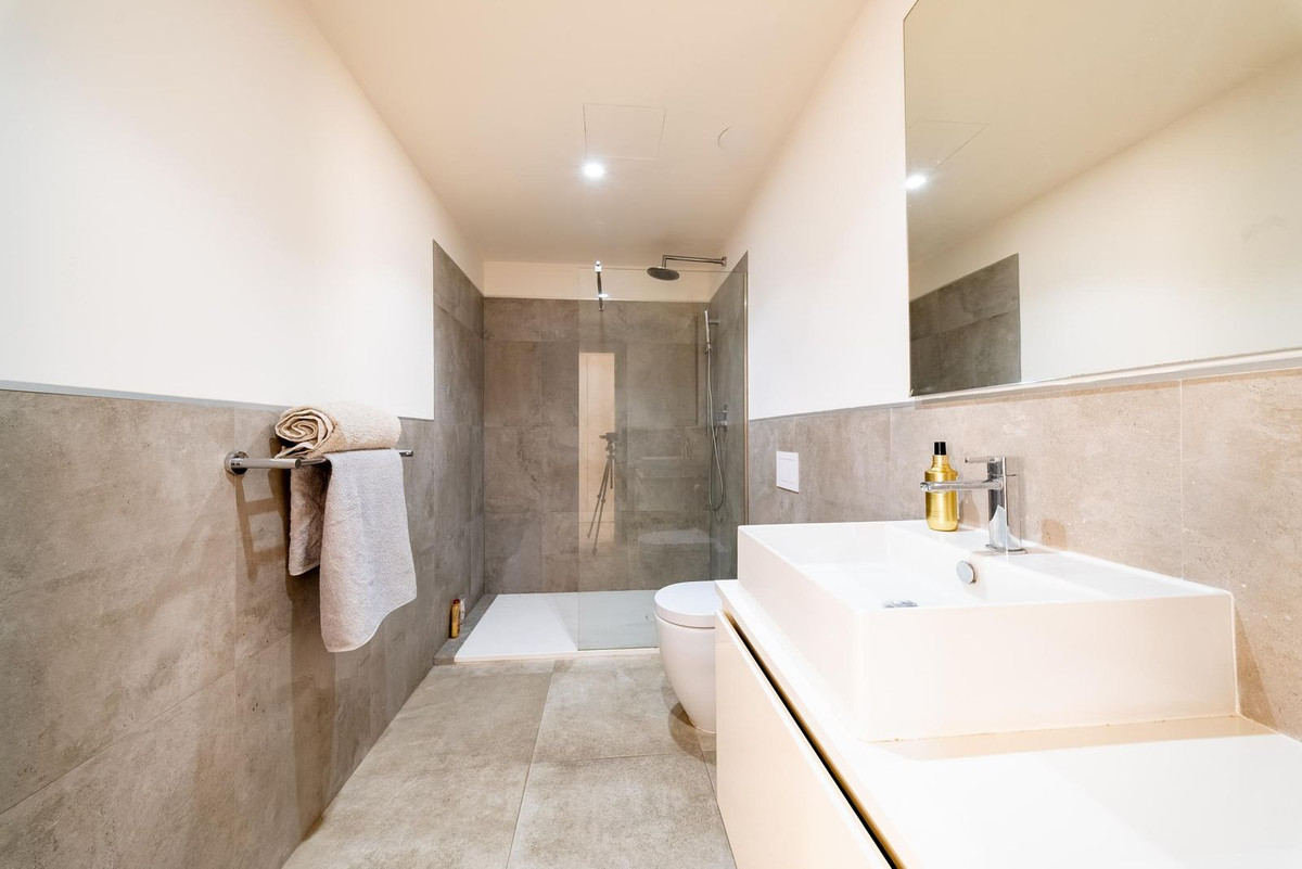 4 Bed Townhouse for sale in La Cala De Mijas Costa Del Sol, Málaga, Spain