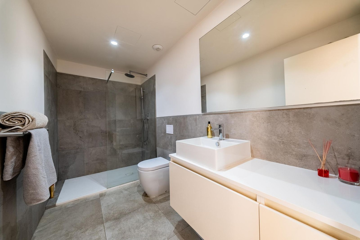4 Bed Townhouse for sale in La Cala De Mijas Costa Del Sol, Málaga, Spain