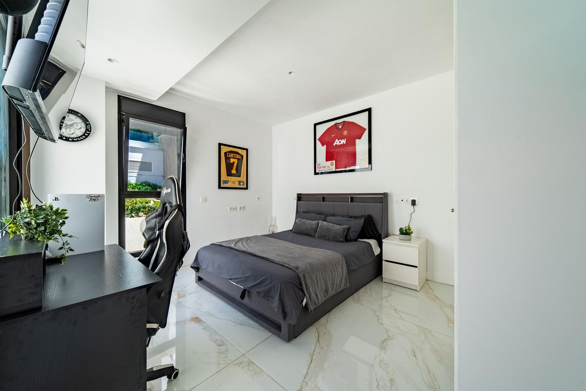 4 Bed Townhouse for sale in La Cala De Mijas Costa Del Sol, Málaga, Spain
