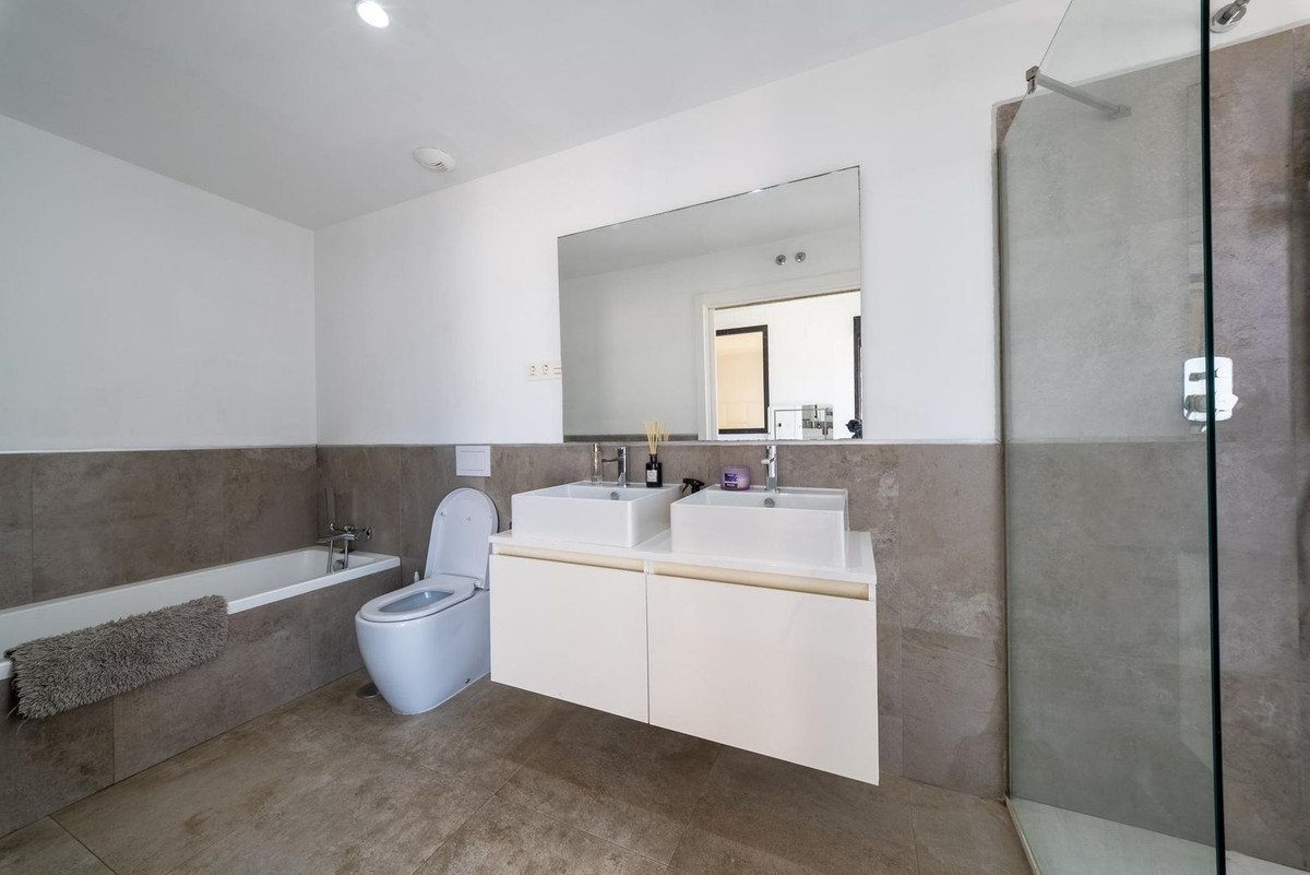 4 Bed Townhouse for sale in La Cala De Mijas Costa Del Sol, Málaga, Spain