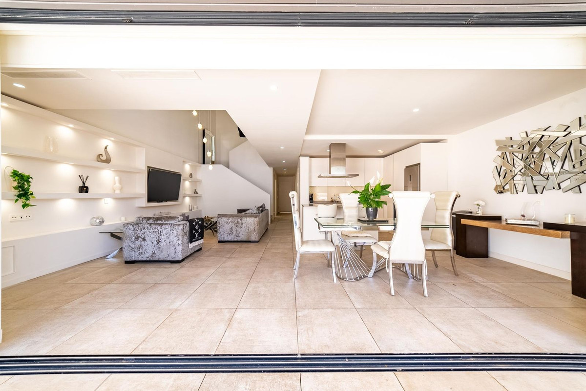 4 Bed Townhouse for sale in La Cala De Mijas Costa Del Sol, Málaga, Spain