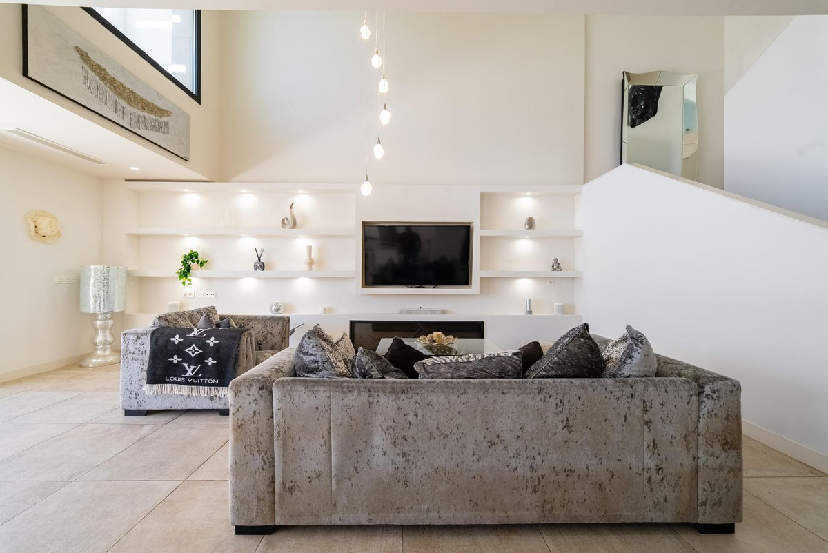 4 Bed Townhouse for sale in La Cala De Mijas Costa Del Sol, Málaga, Spain