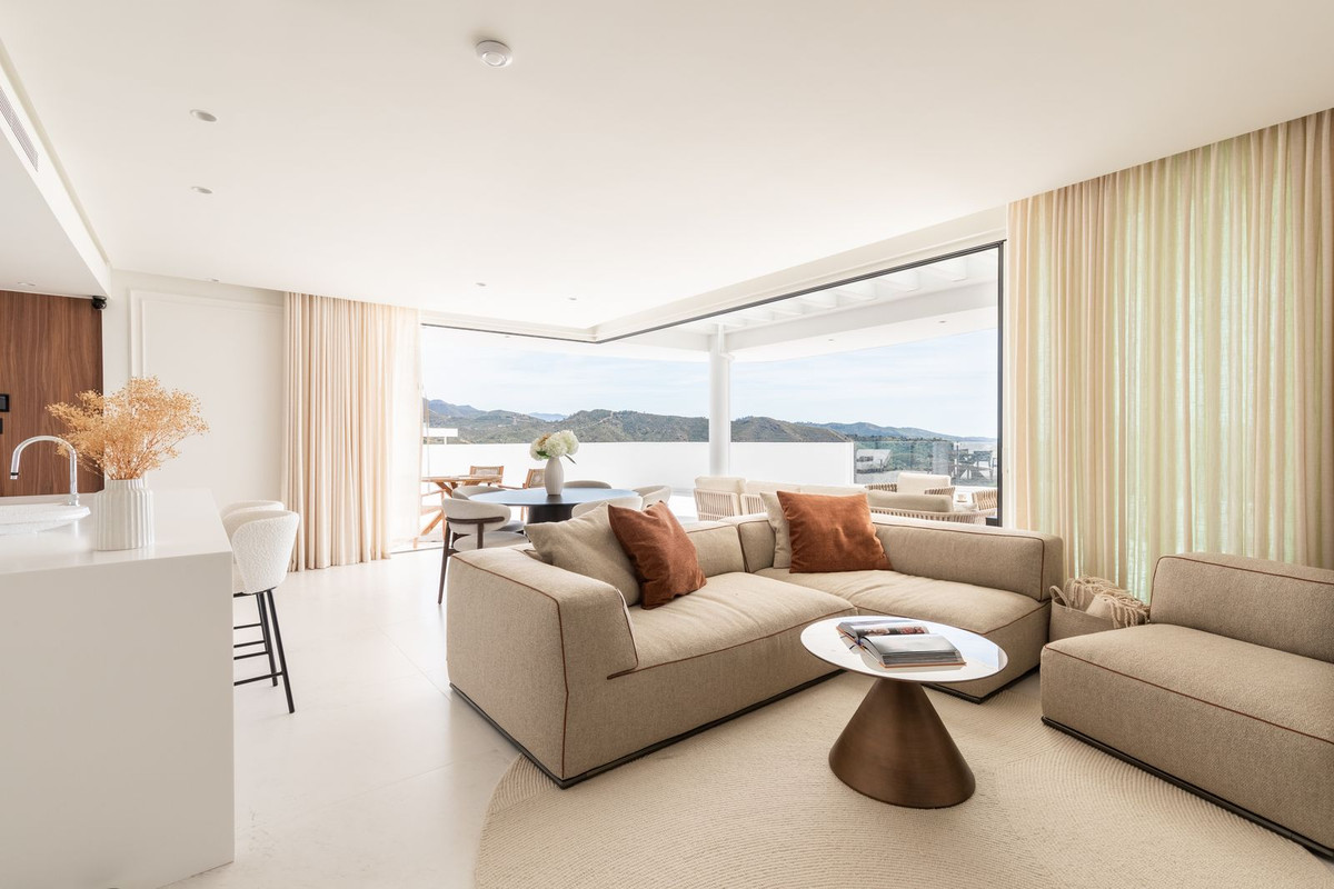 3 Bed Apartment for sale in Marbella Costa Del Sol, Málaga, Spain