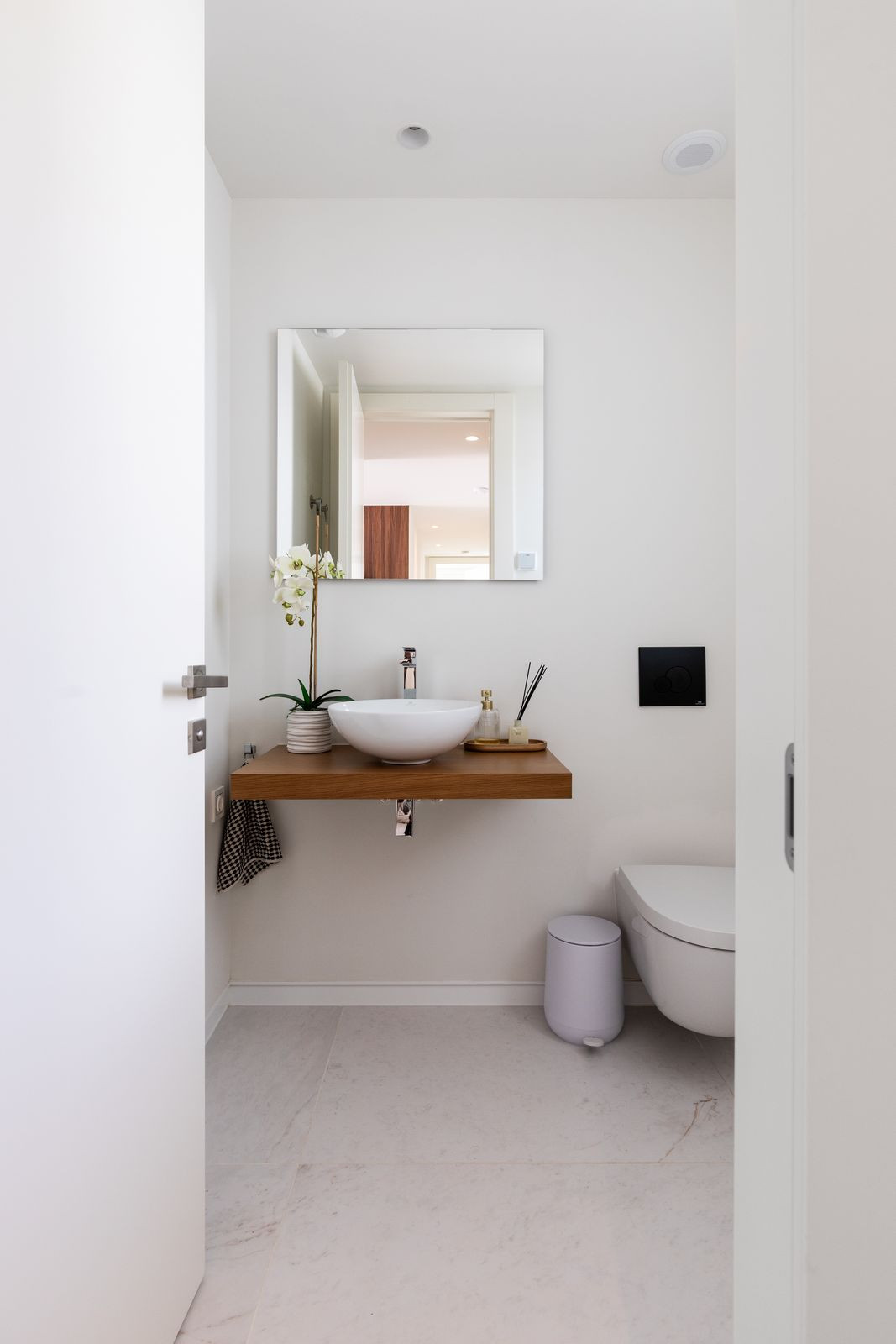 3 Bed Apartment for sale in Marbella Costa Del Sol, Málaga, Spain