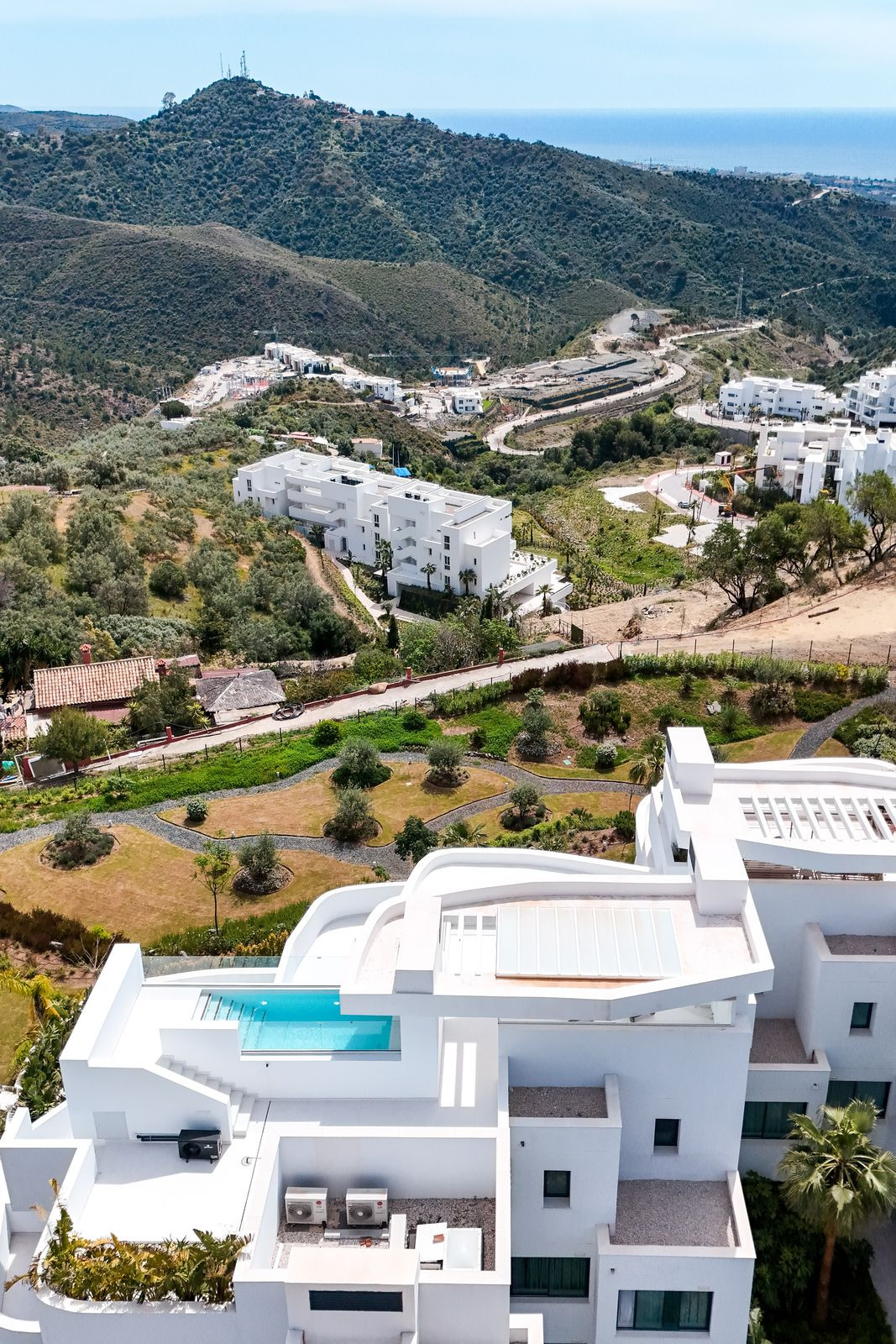 3 Bed Apartment for sale in Marbella Costa Del Sol, Málaga, Spain