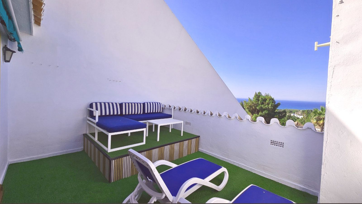4 Bed Townhouse for sale in Calahonda Costa Del Sol, Málaga, Spain