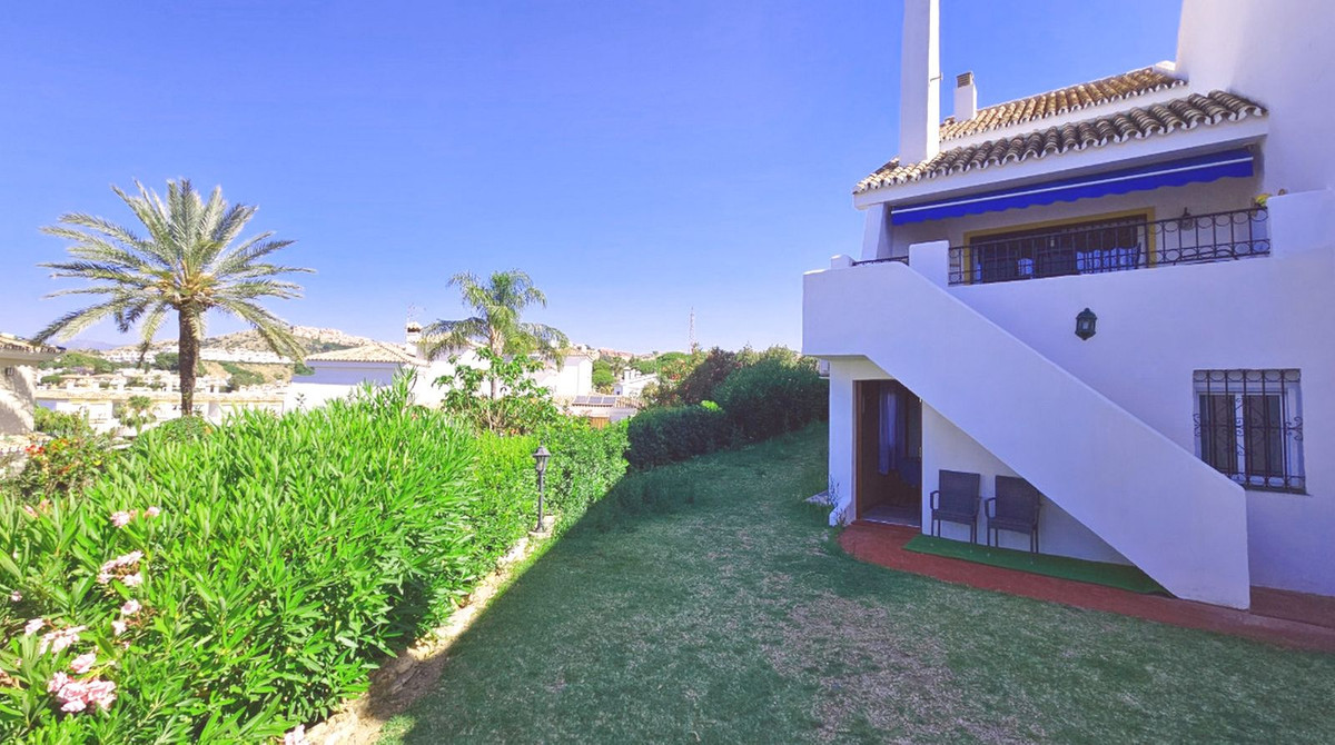 4 Bed Townhouse for sale in Calahonda Costa Del Sol, Málaga, Spain