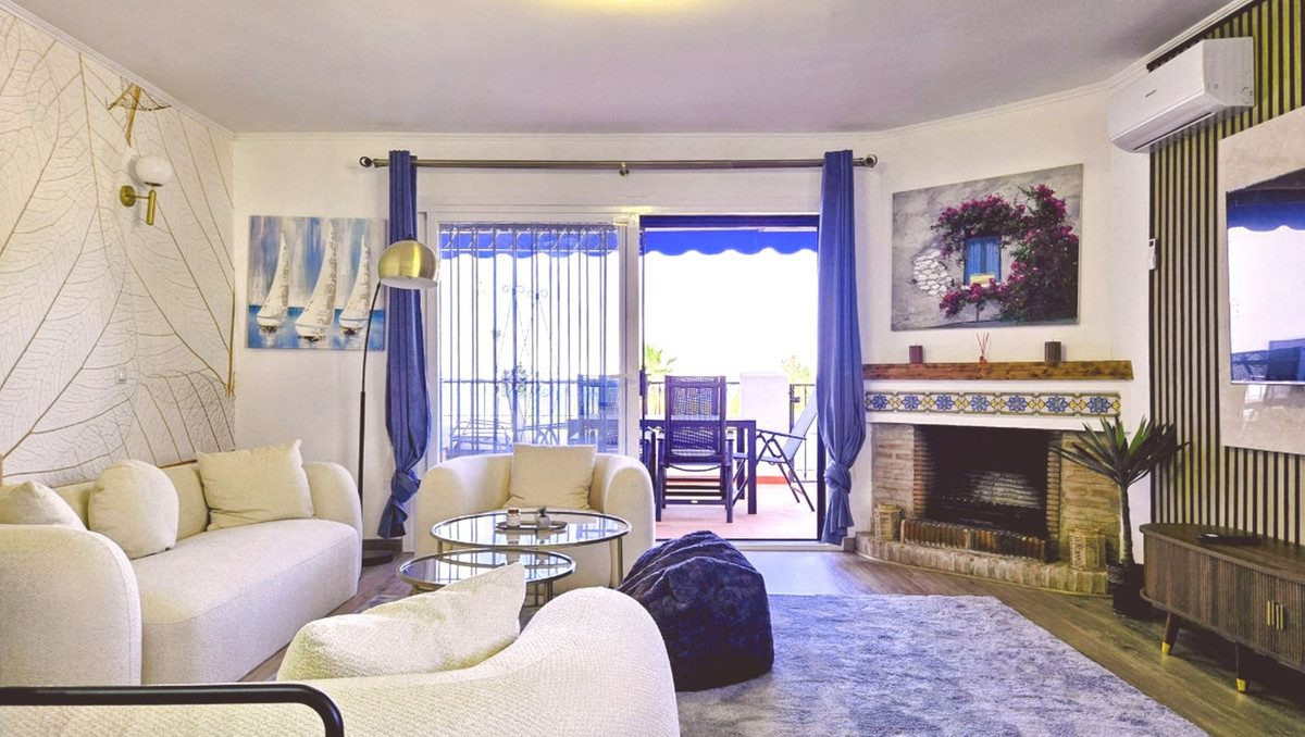 4 Bed Townhouse for sale in Calahonda Costa Del Sol, Málaga, Spain