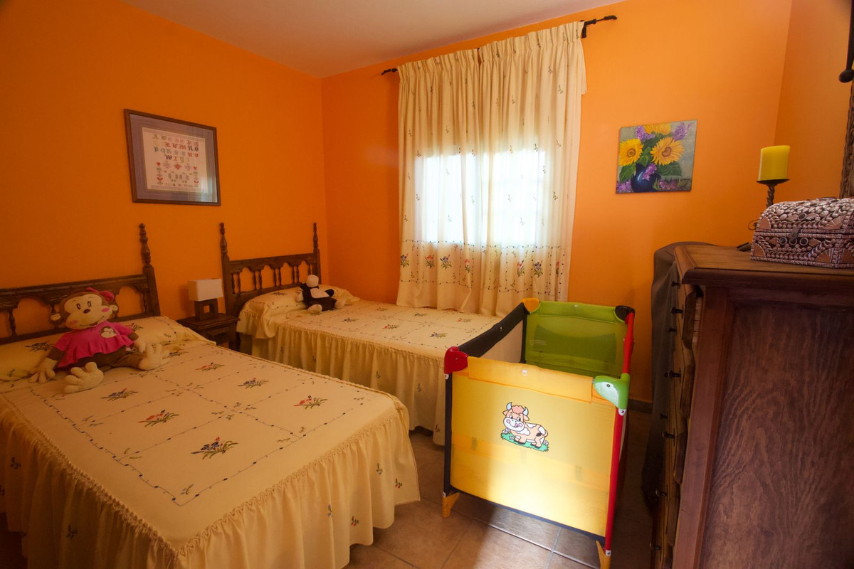 Se vende Pareada de 3 dormitorios en Costa Del Sol, Málaga, España