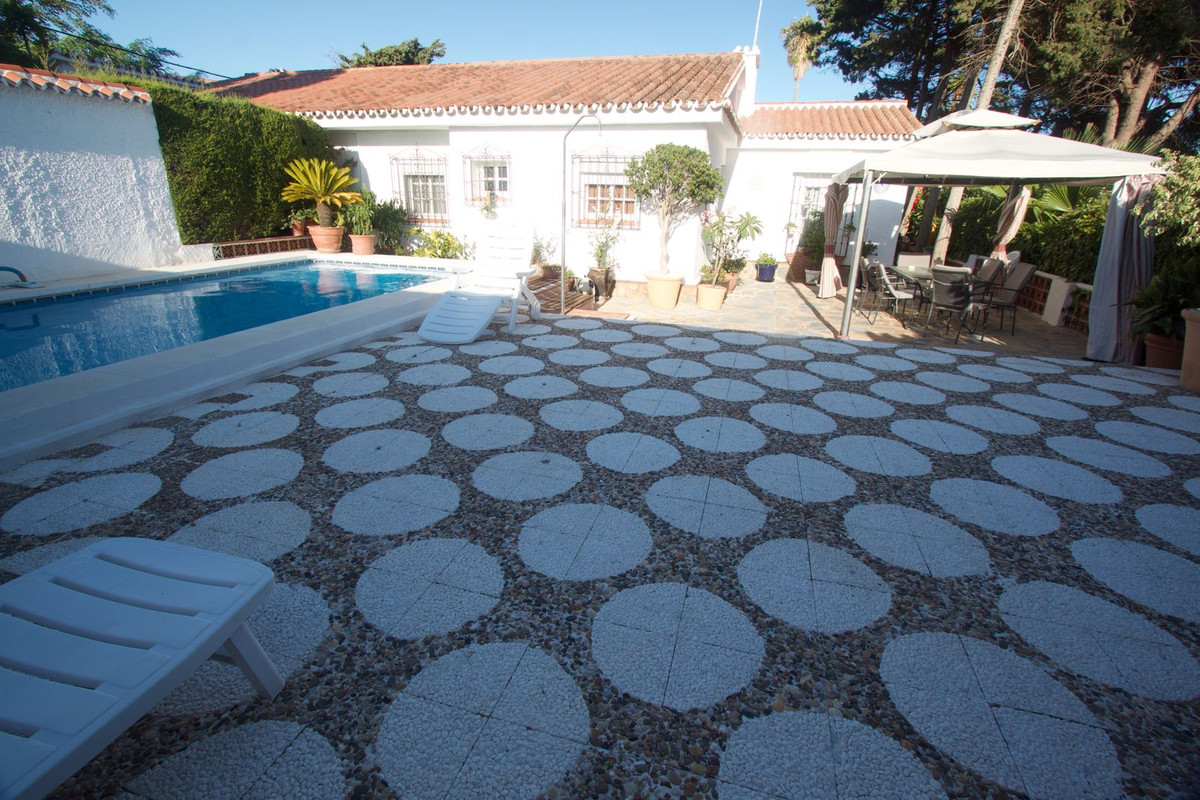 Se vende Pareada de 3 dormitorios en Costa Del Sol, Málaga, España