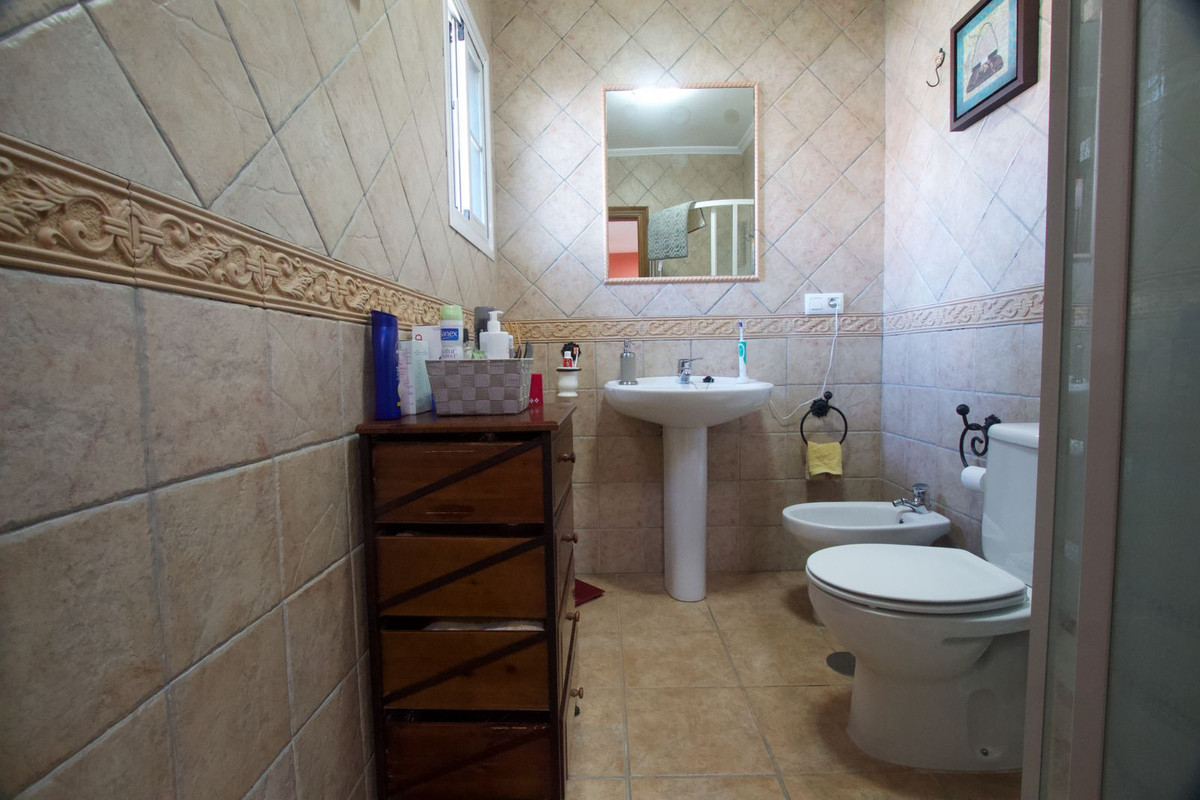 Se vende Pareada de 3 dormitorios en Costa Del Sol, Málaga, España