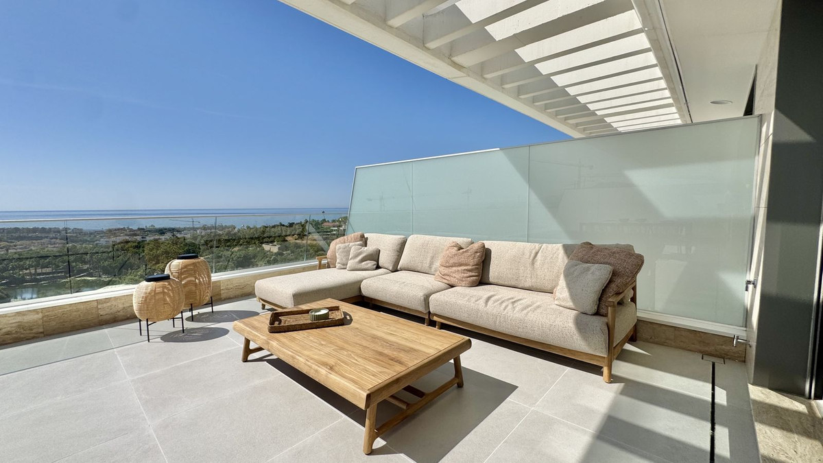 3 Bed Apartment for sale in Selwo Costa Del Sol, Málaga, Spain