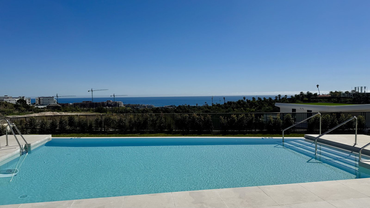 3 Bed Apartment for sale in Selwo Costa Del Sol, Málaga, Spain