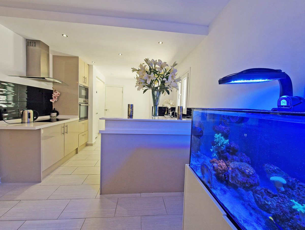 2 Bed Townhouse for sale in Calahonda Costa Del Sol, Málaga, Spain