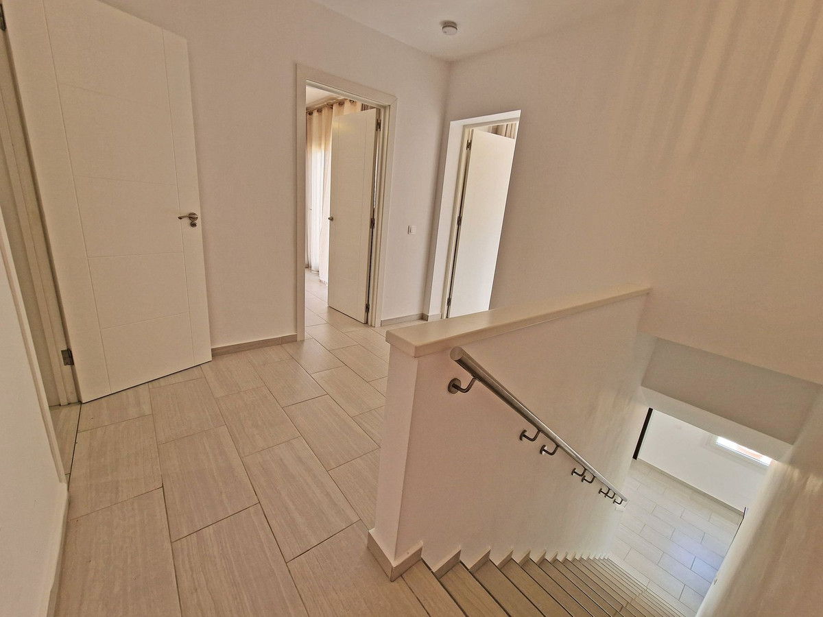 2 Bed Townhouse for sale in Calahonda Costa Del Sol, Málaga, Spain