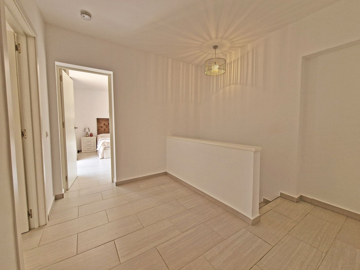 2 Bed Townhouse for sale in Calahonda Costa Del Sol, Málaga, Spain