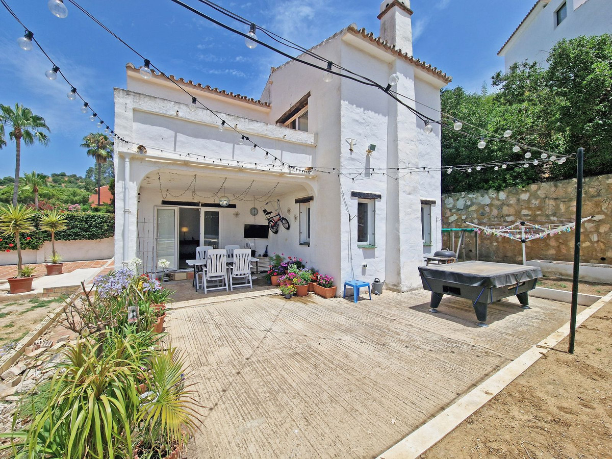 2 Bed Townhouse for sale in Calahonda Costa Del Sol, Málaga, Spain