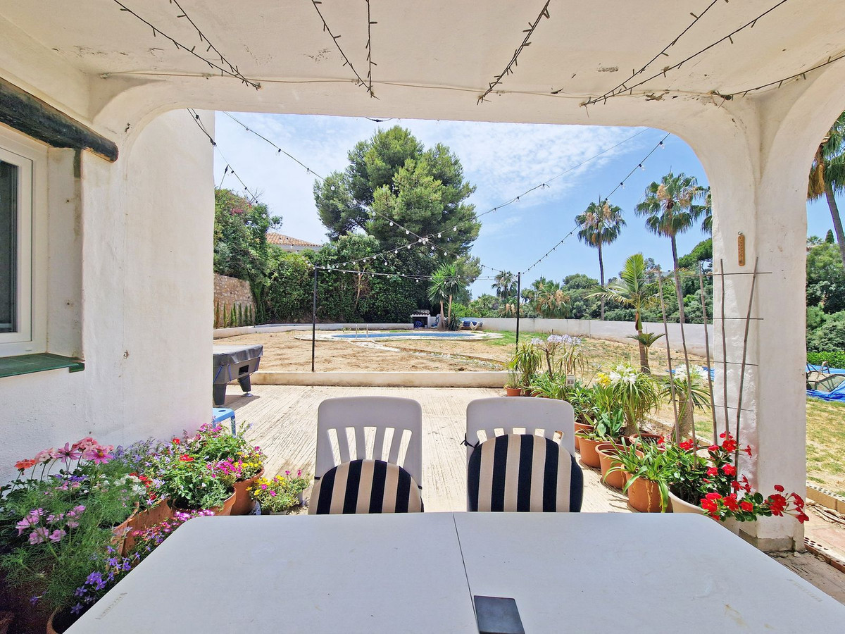 2 Bed Townhouse for sale in Calahonda Costa Del Sol, Málaga, Spain