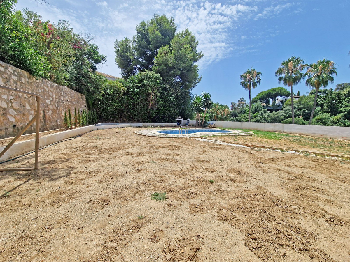 2 Bed Townhouse for sale in Calahonda Costa Del Sol, Málaga, Spain
