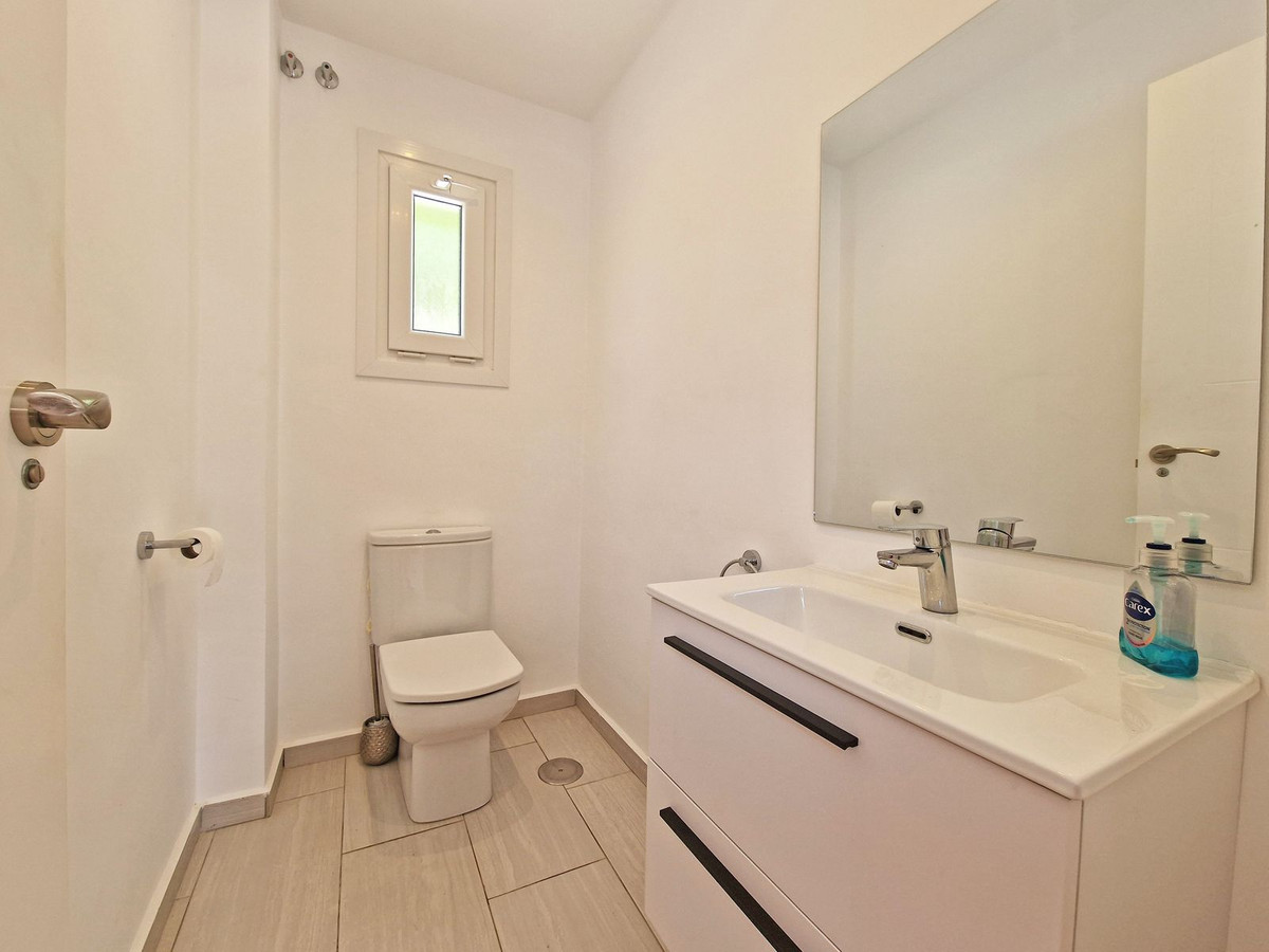 2 Bed Townhouse for sale in Calahonda Costa Del Sol, Málaga, Spain