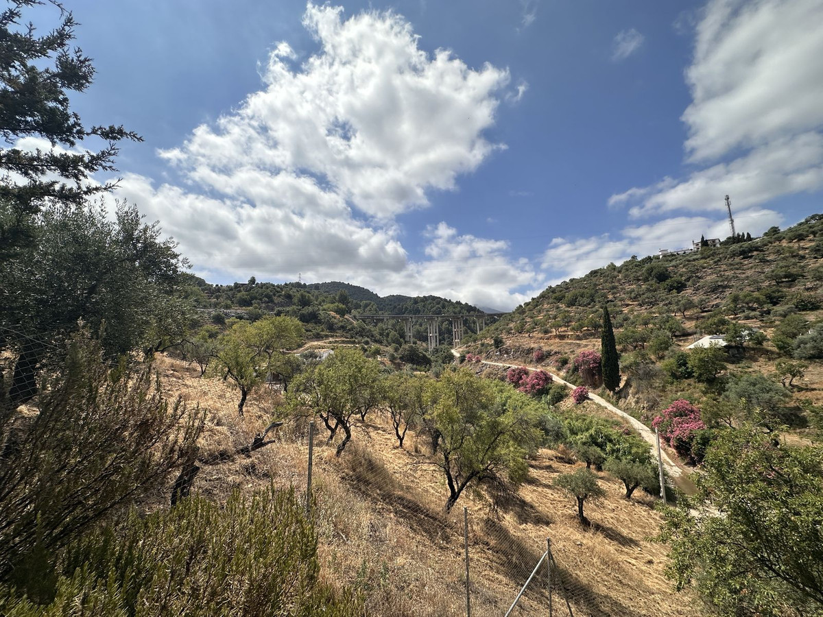 Se vende Finca - Cortijo de 4 dormitorios en Costa Del Sol, Málaga, España