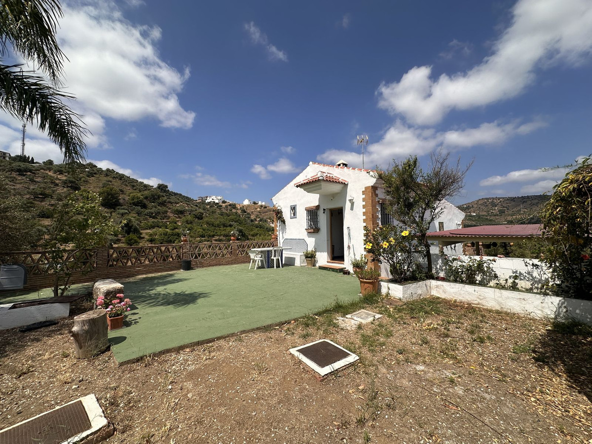 Se vende Finca - Cortijo de 4 dormitorios en Costa Del Sol, Málaga, España