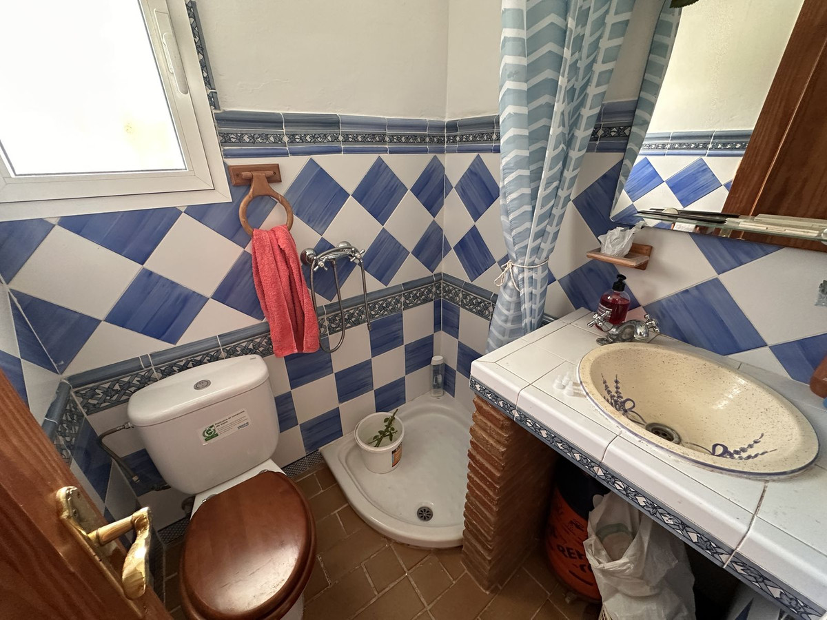 Se vende Finca - Cortijo de 4 dormitorios en Costa Del Sol, Málaga, España