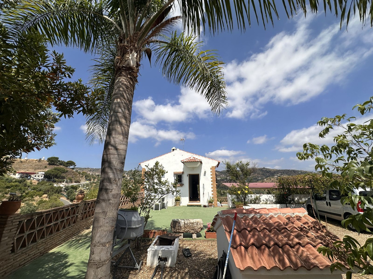 Se vende Finca - Cortijo de 4 dormitorios en Costa Del Sol, Málaga, España