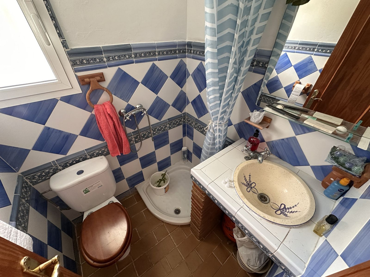 Se vende Finca - Cortijo de 4 dormitorios en Costa Del Sol, Málaga, España