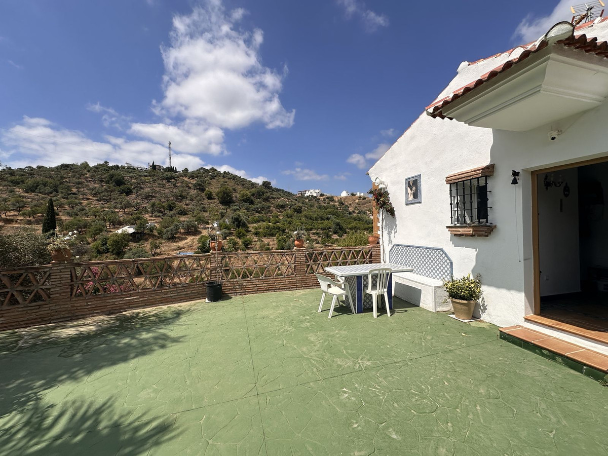 Se vende Finca - Cortijo de 4 dormitorios en Costa Del Sol, Málaga, España