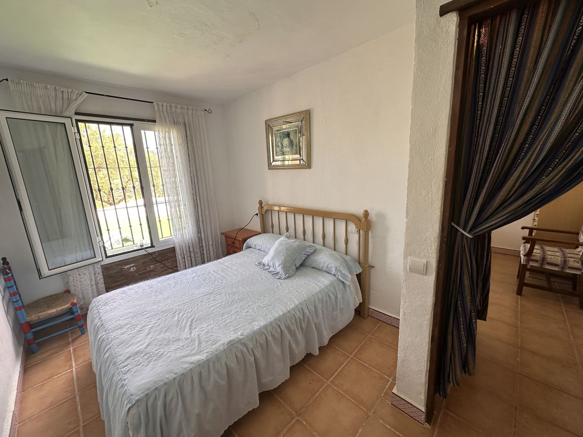 Se vende Finca - Cortijo de 4 dormitorios en Costa Del Sol, Málaga, España