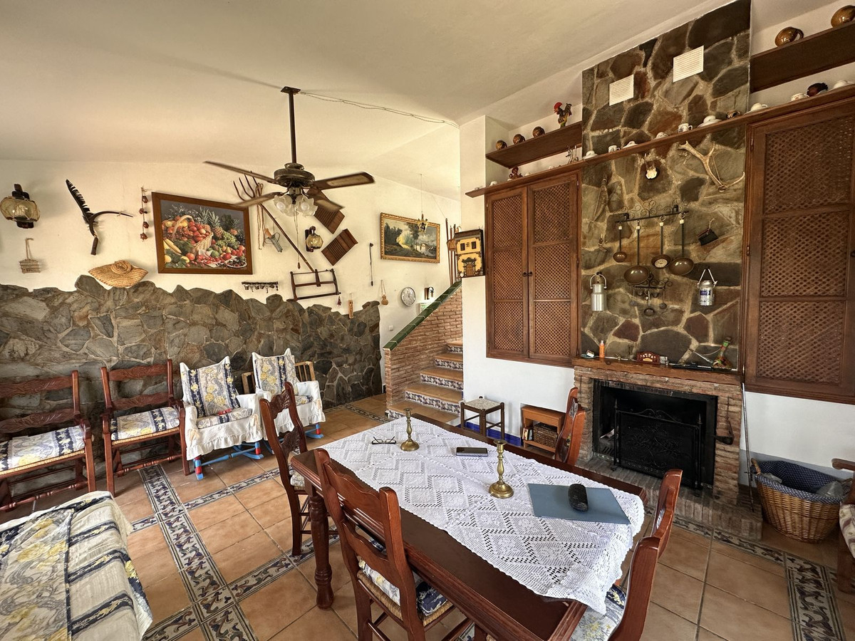 Se vende Finca - Cortijo de 4 dormitorios en Costa Del Sol, Málaga, España
