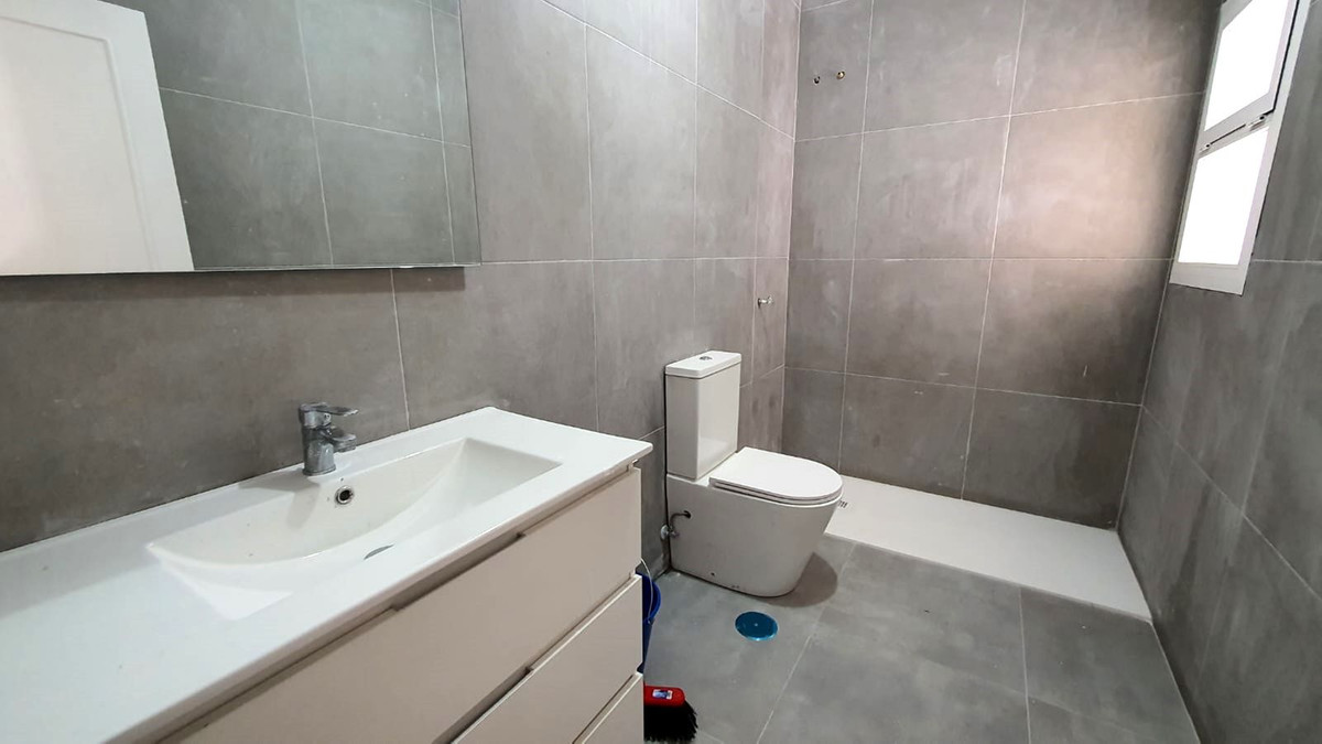 3 Bed Townhouse for sale in Fuengirola Costa Del Sol, Málaga, Spain