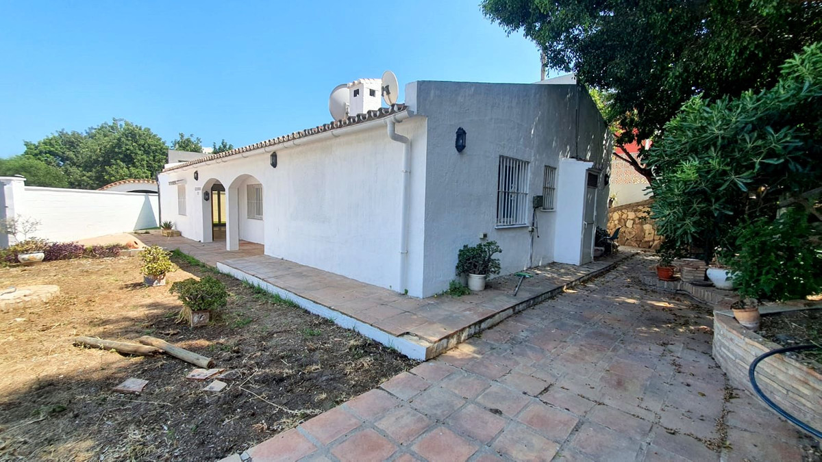 3 Bed Townhouse for sale in Fuengirola Costa Del Sol, Málaga, Spain