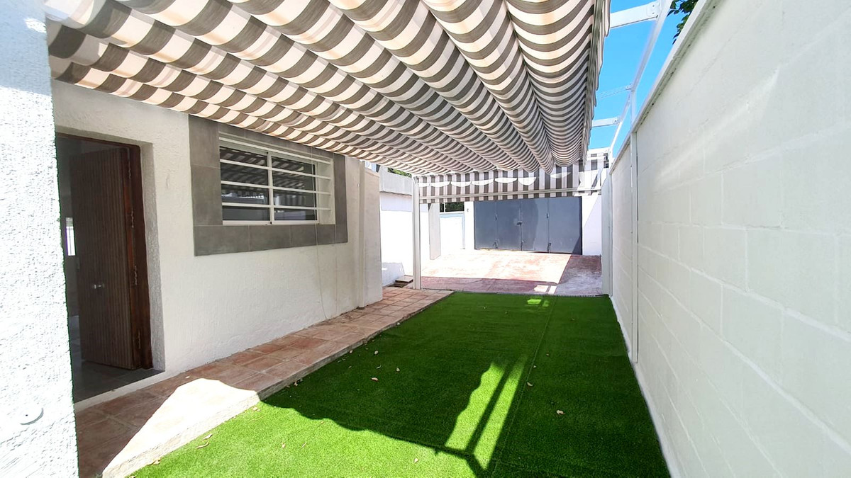 3 Bed Townhouse for sale in Fuengirola Costa Del Sol, Málaga, Spain