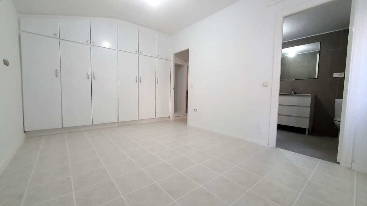 3 Bed Townhouse for sale in Fuengirola Costa Del Sol, Málaga, Spain