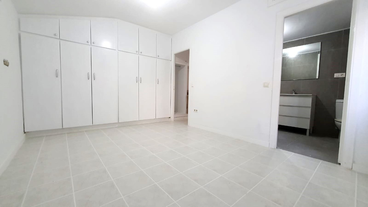 3 Bed Townhouse for sale in Fuengirola Costa Del Sol, Málaga, Spain