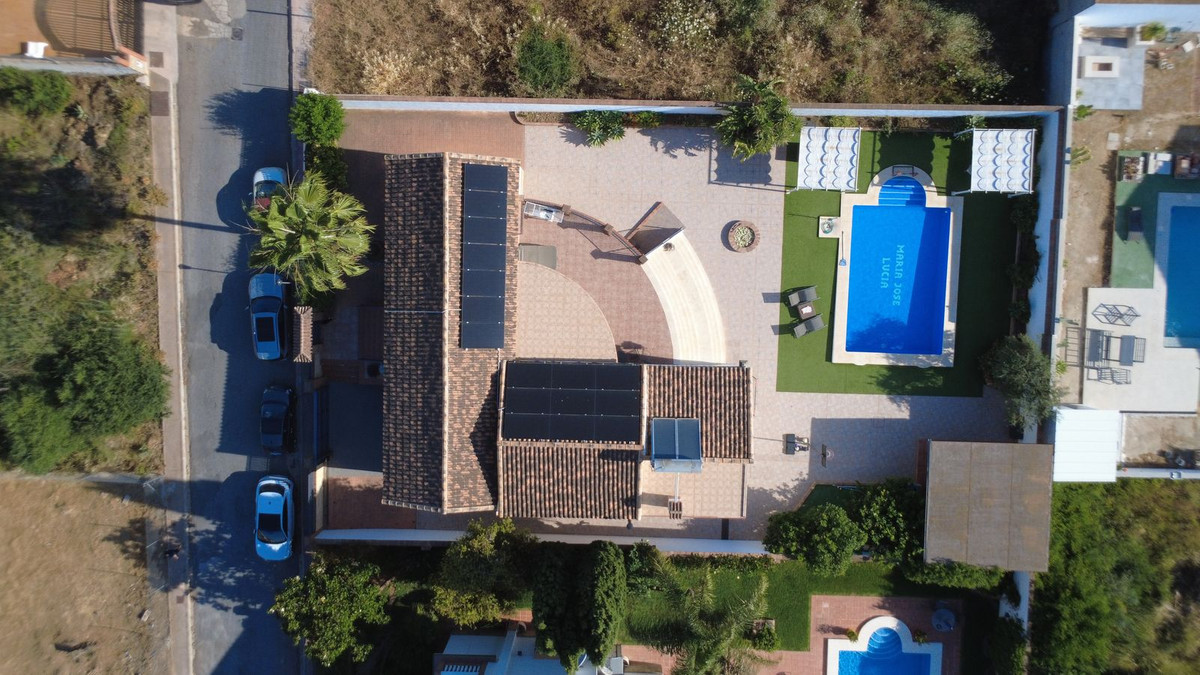 3 Bed Townhouse for sale in Alhaurín El Grande Costa Del Sol, Málaga, Spain