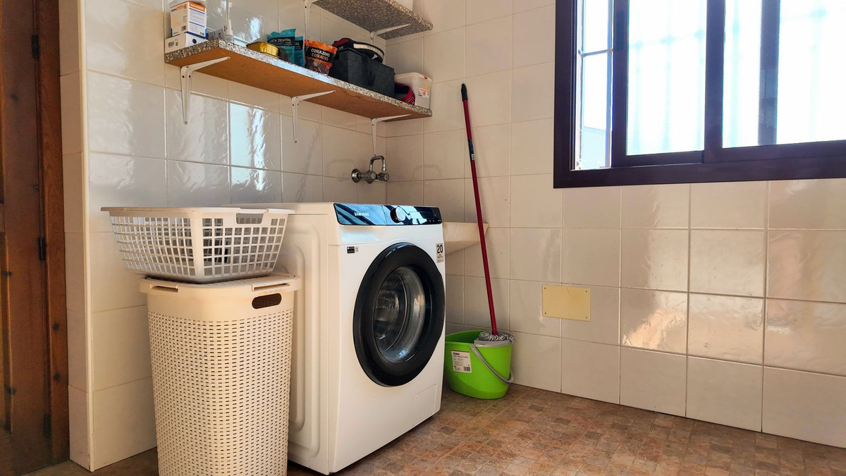 3 Bed Townhouse for sale in Alhaurín El Grande Costa Del Sol, Málaga, Spain