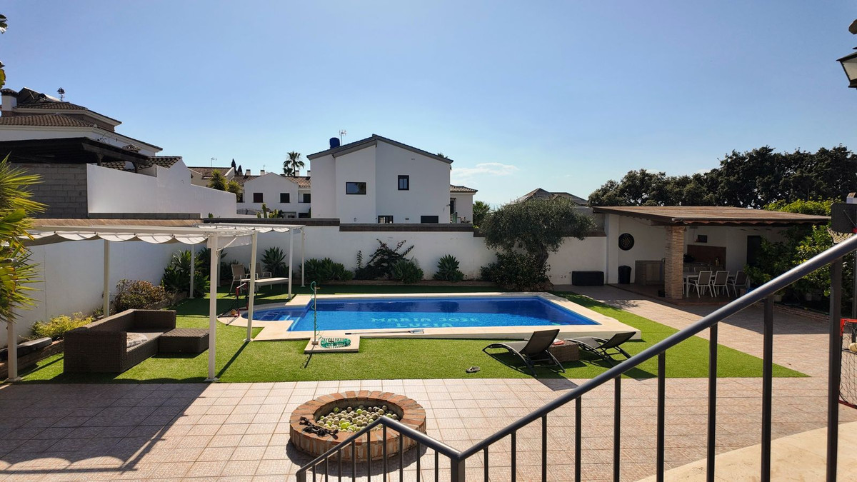3 Bed Townhouse for sale in Alhaurín El Grande Costa Del Sol, Málaga, Spain