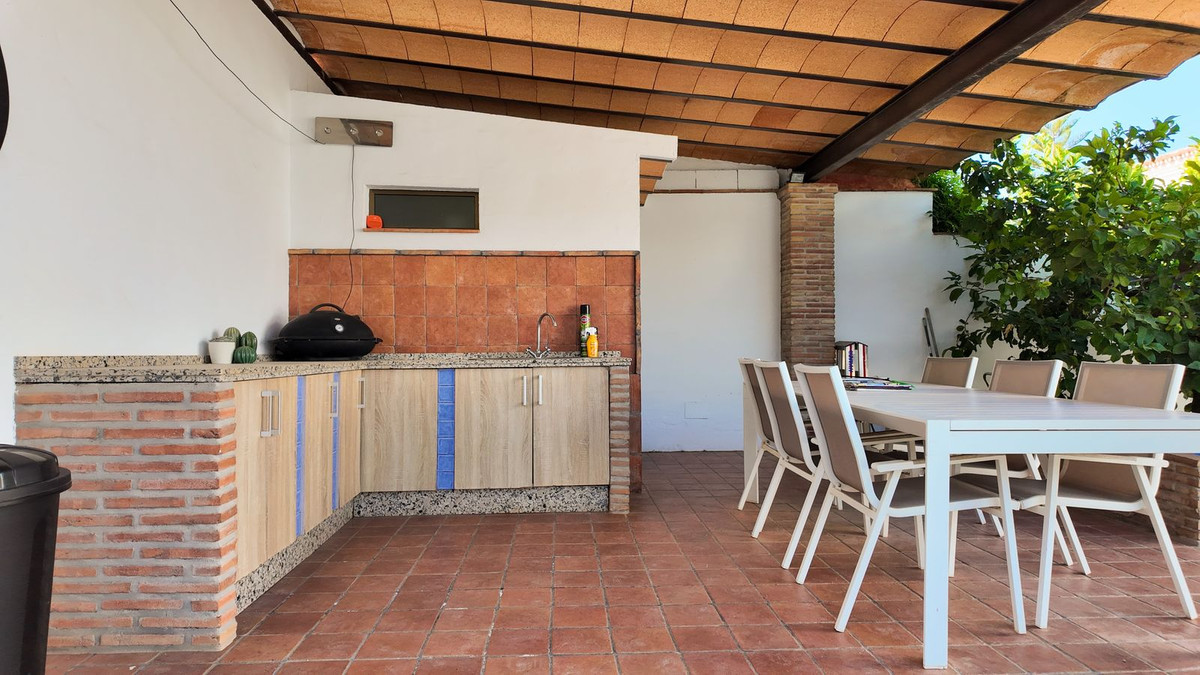 3 Bed Townhouse for sale in Alhaurín El Grande Costa Del Sol, Málaga, Spain