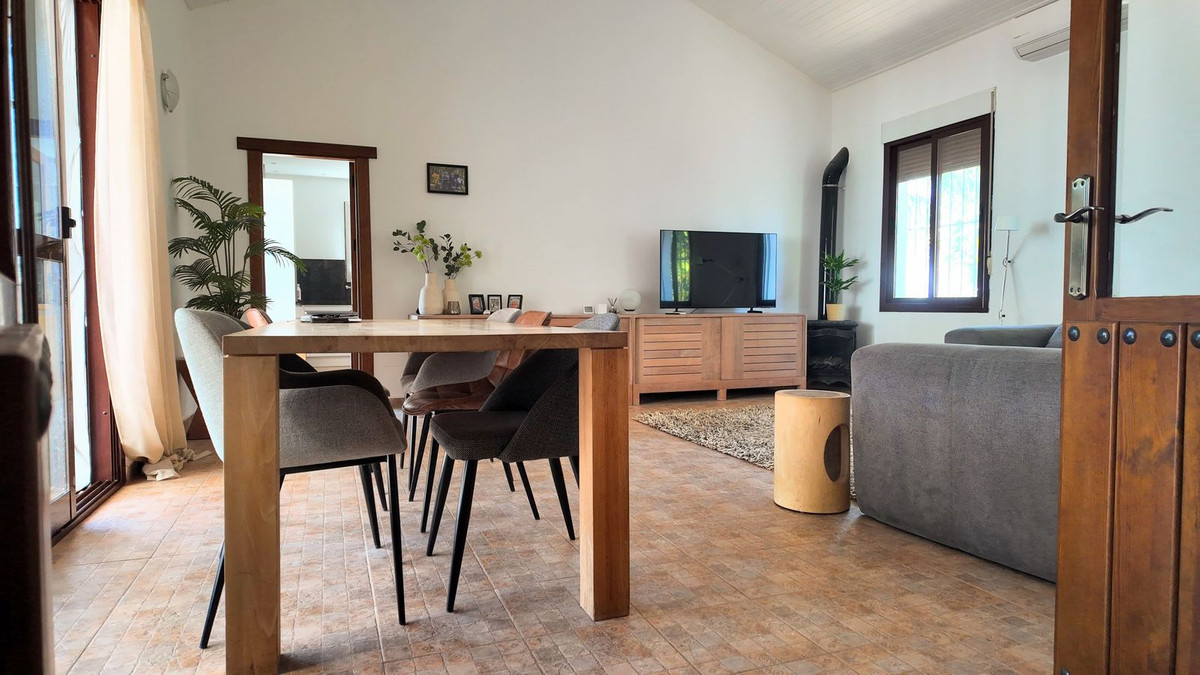 3 Bed Townhouse for sale in Alhaurín El Grande Costa Del Sol, Málaga, Spain