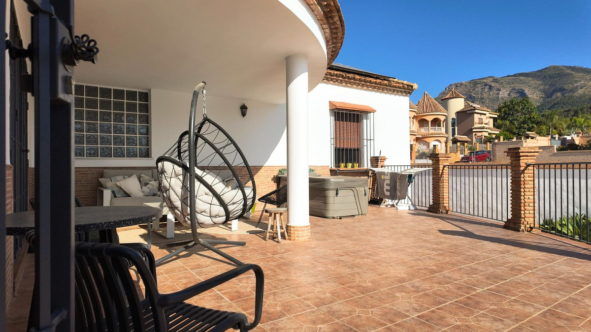 3 Bed Townhouse for sale in Alhaurín El Grande Costa Del Sol, Málaga, Spain
