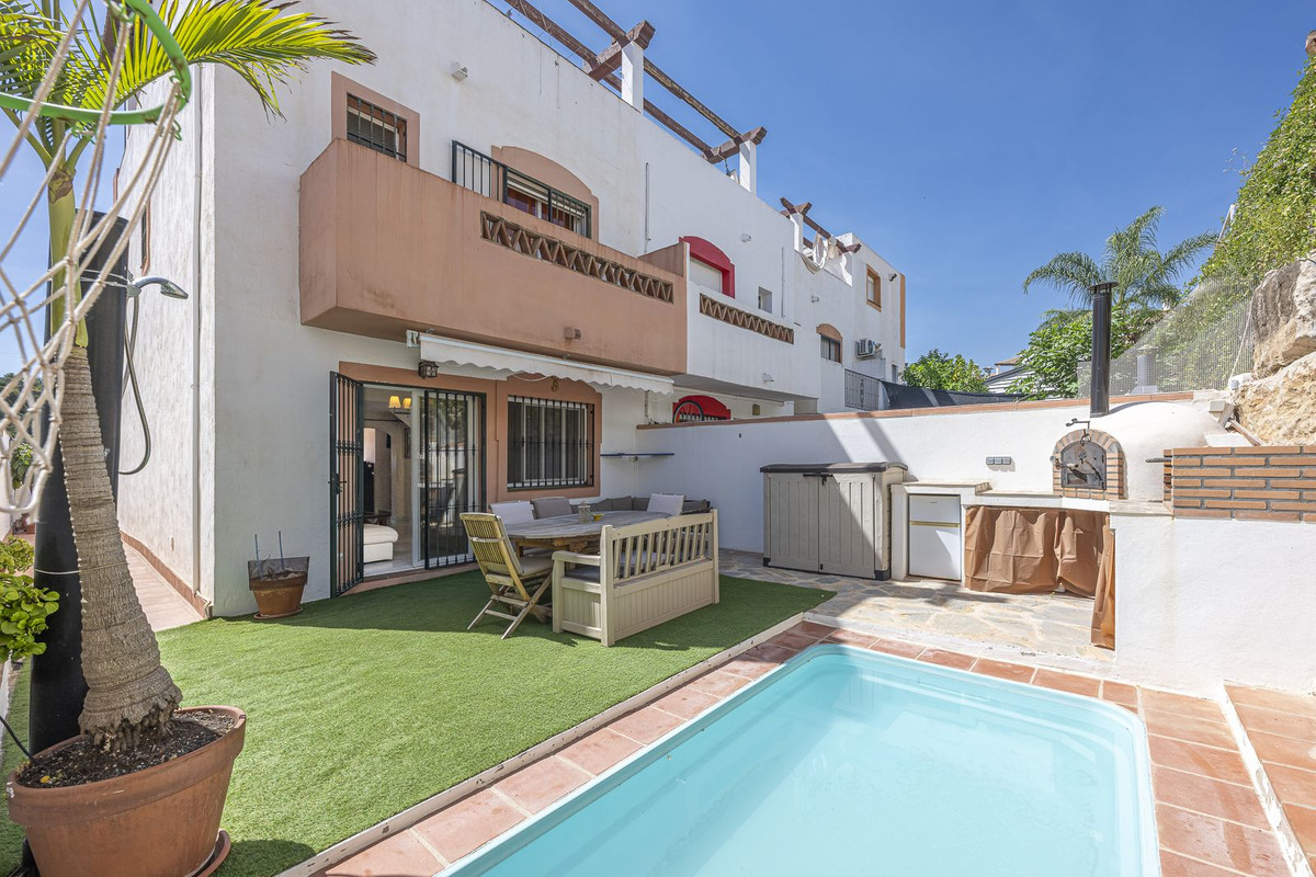 Se vende Adosada de 4 dormitorios en Costa Del Sol, Málaga, España