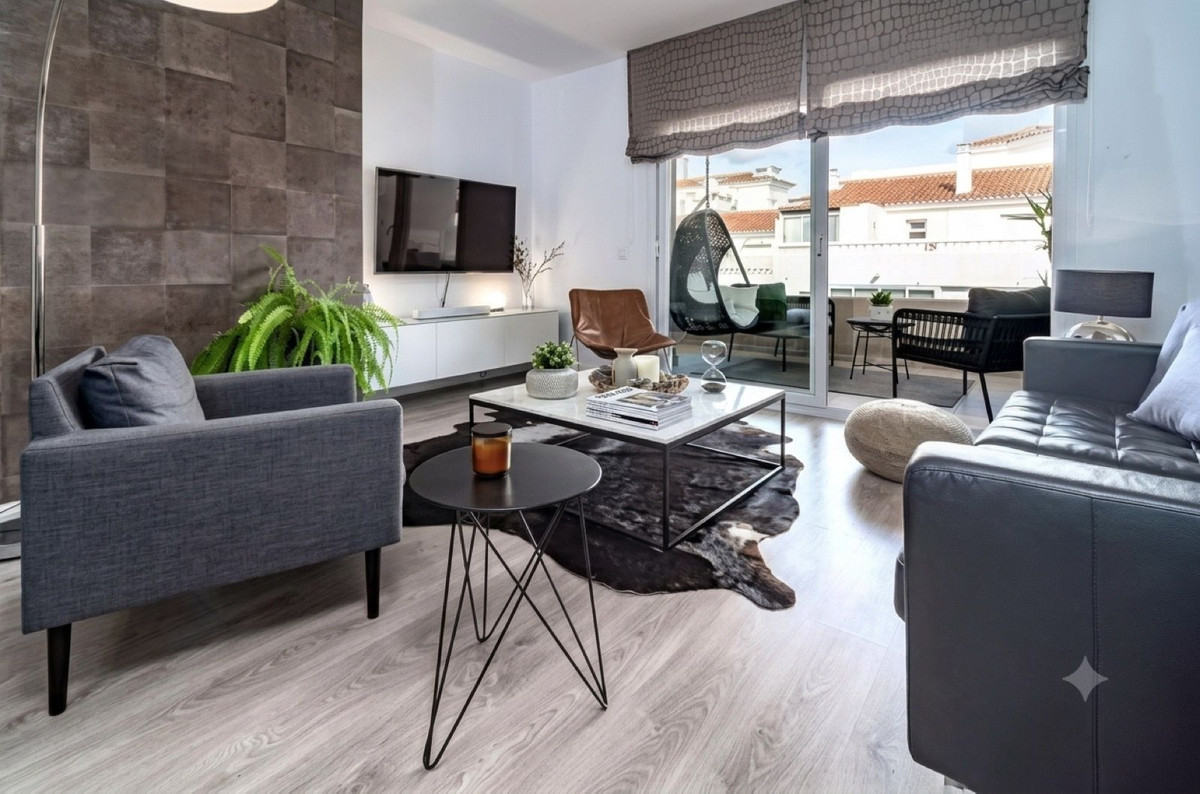 Se vende Apartamento Planta Media de 3 dormitorios en Costa Del Sol, Málaga, España