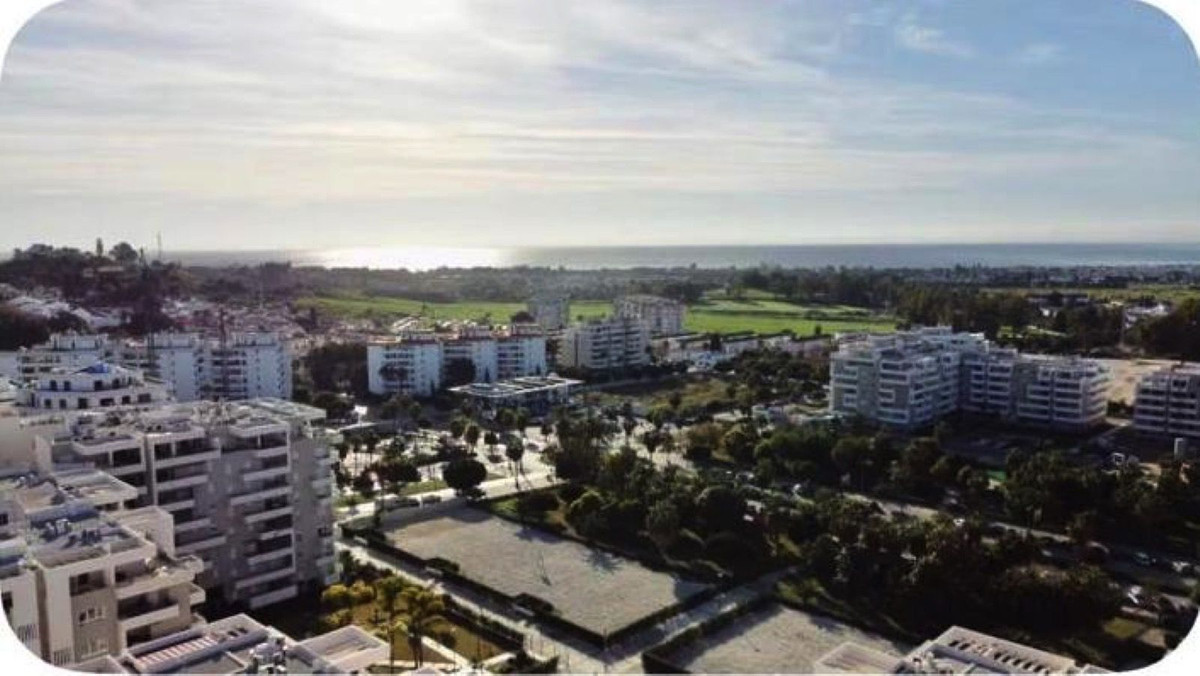 Se vende Apartamento Planta Media de 3 dormitorios en Costa Del Sol, Málaga, España