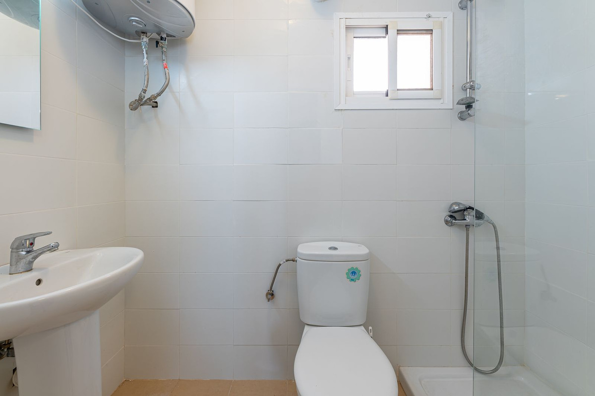 Se vende Apartamento Planta Baja de 1 dormitorios en Costa Del Sol, Málaga, España